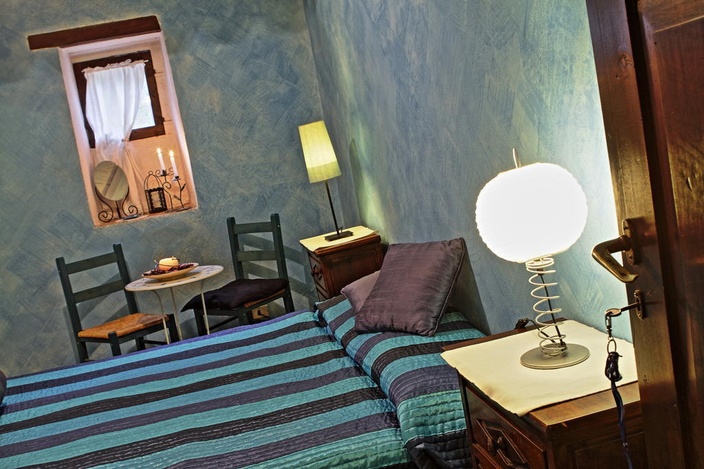Antica Locanda La Canonica Zocca Kamer foto